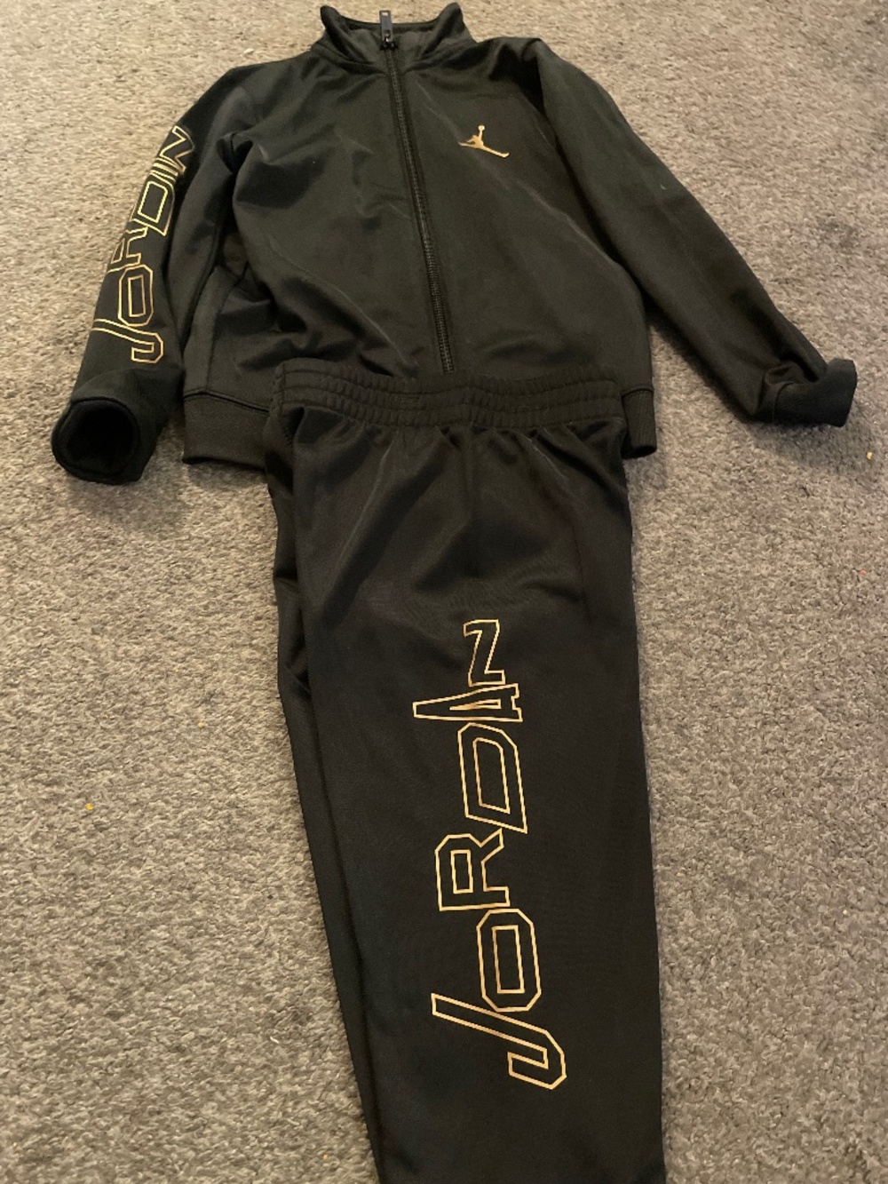 4T toddler Jordan outfit